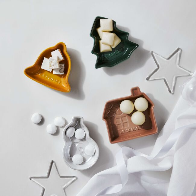 Stoneware Set of 4 Festive Mini Dishes image number 1